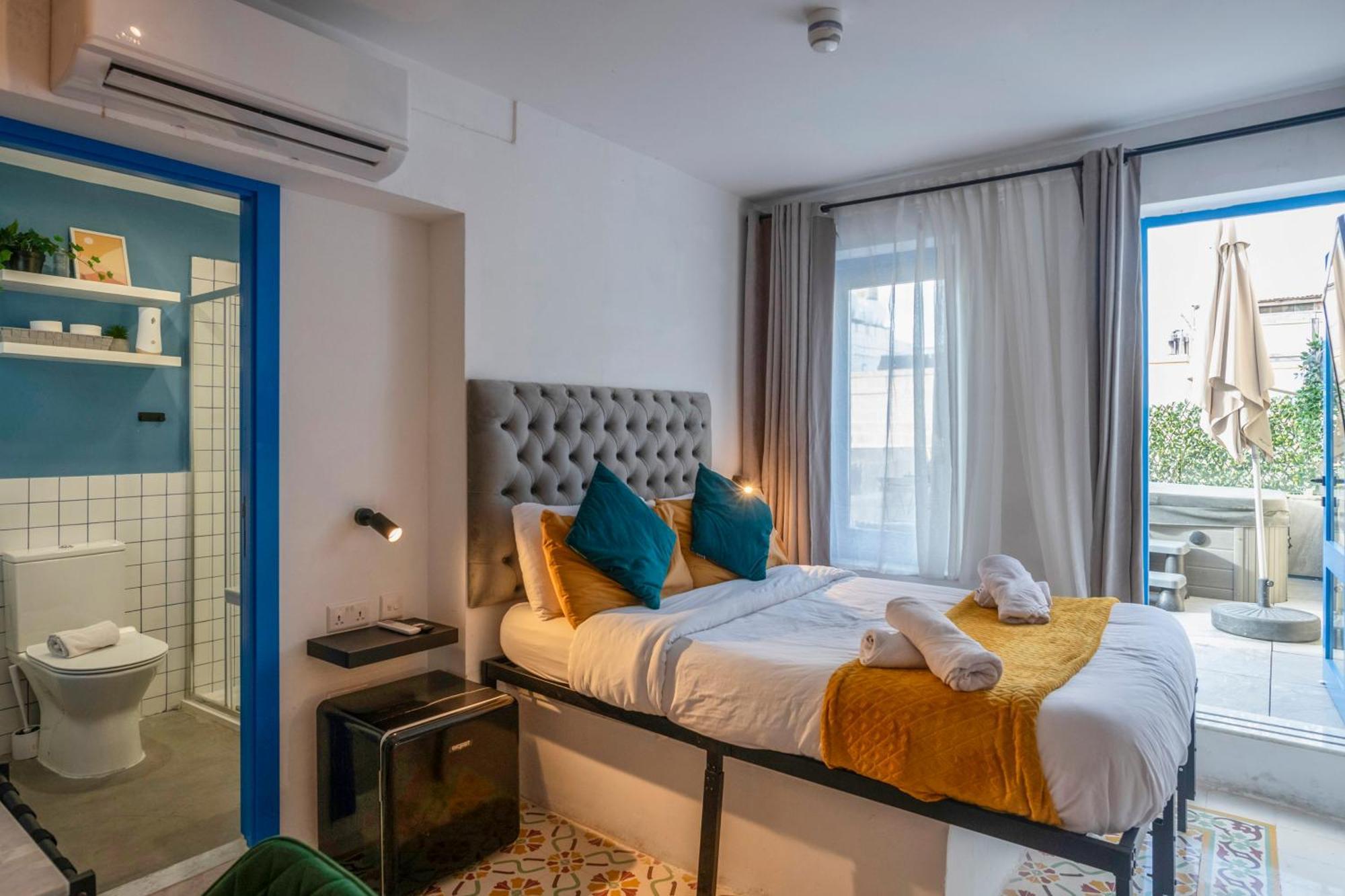 Mandera'S Boutique Suites & Dorms Βαλέτα Εξωτερικό φωτογραφία