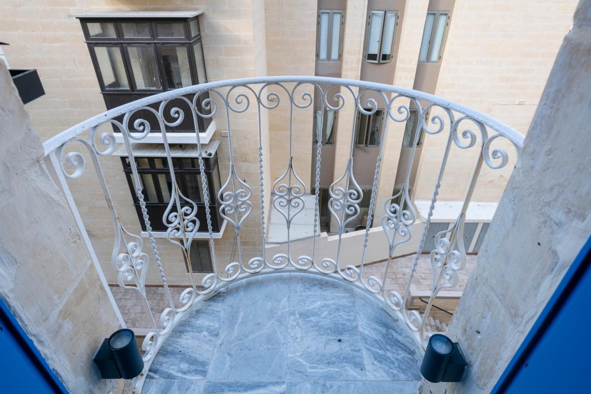 Mandera'S Boutique Suites & Dorms Βαλέτα Εξωτερικό φωτογραφία