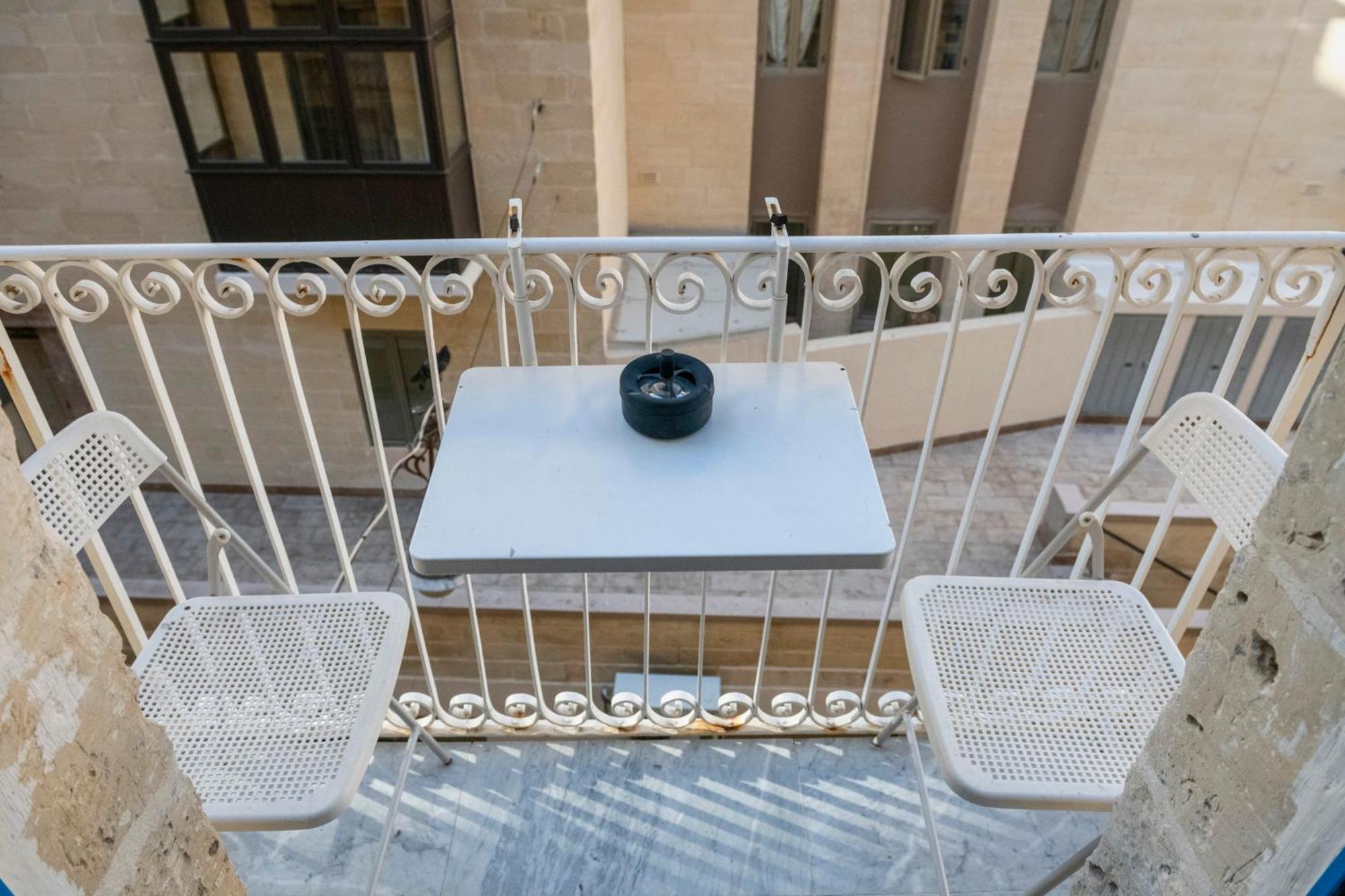 Mandera'S Boutique Suites & Dorms Βαλέτα Εξωτερικό φωτογραφία