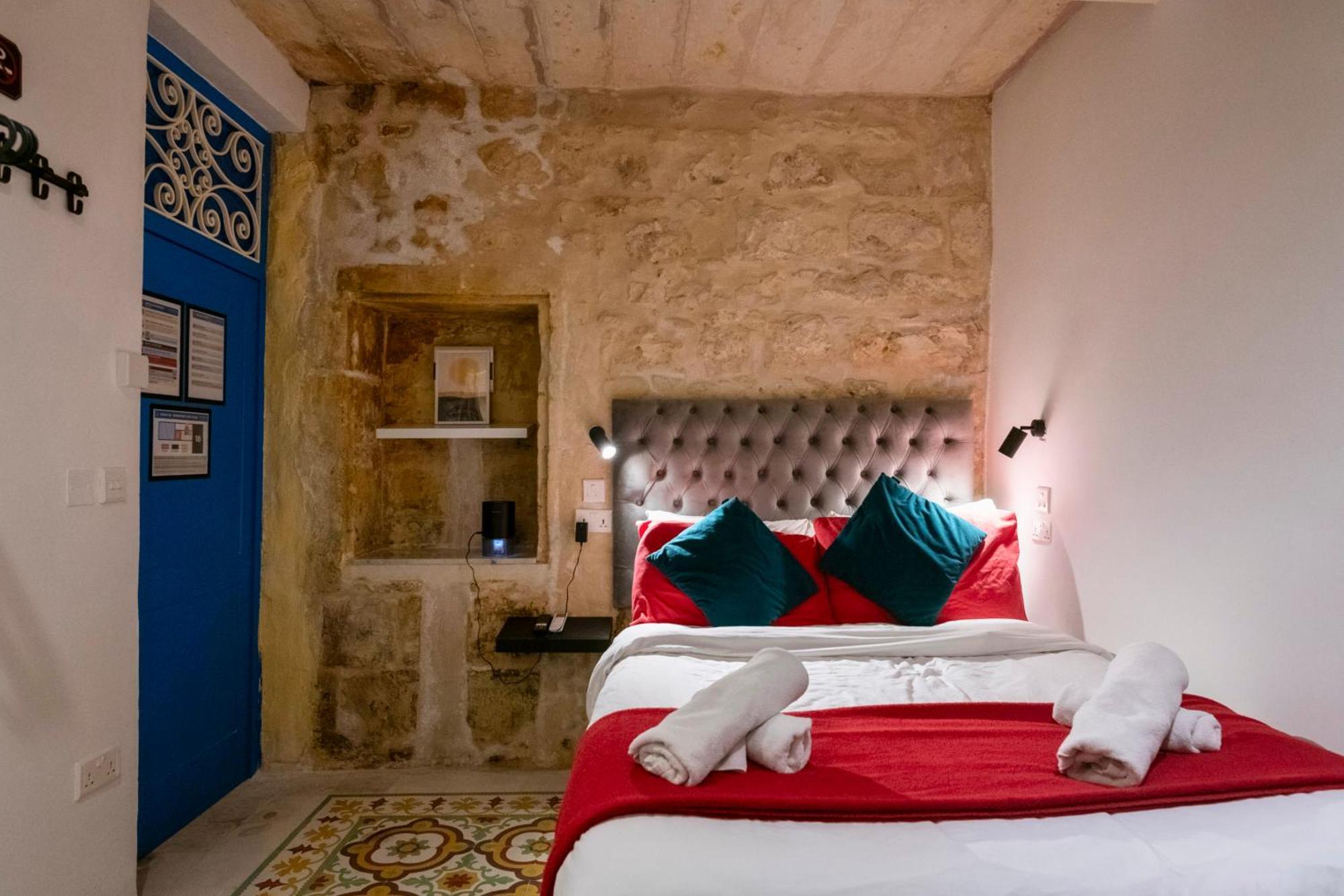 Mandera'S Boutique Suites & Dorms Βαλέτα Εξωτερικό φωτογραφία
